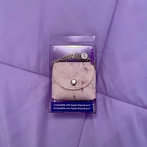 I am selling an AirPod holder.